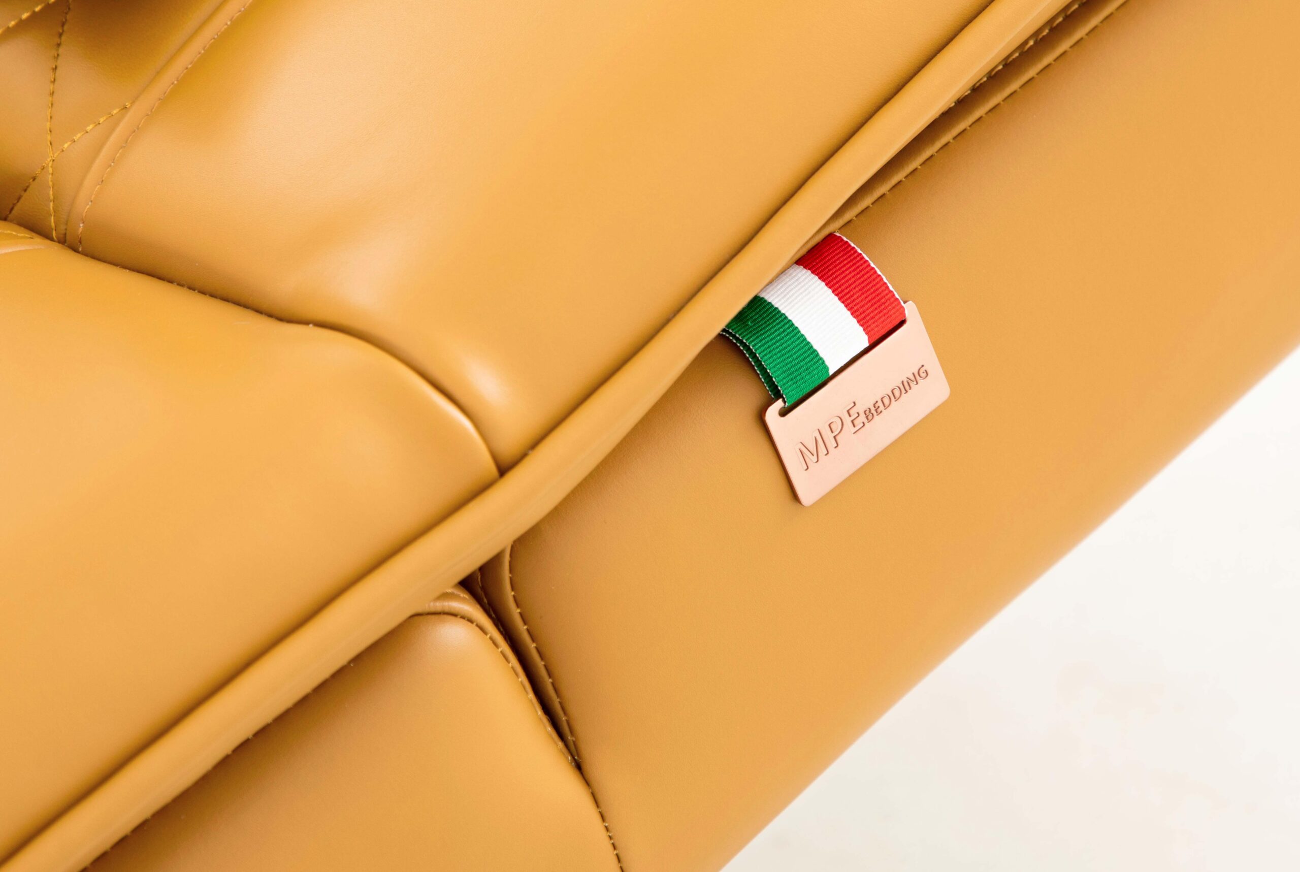 C020 Smart Lounge Chair – Intelligent Recliner for Relaxation and Comfort