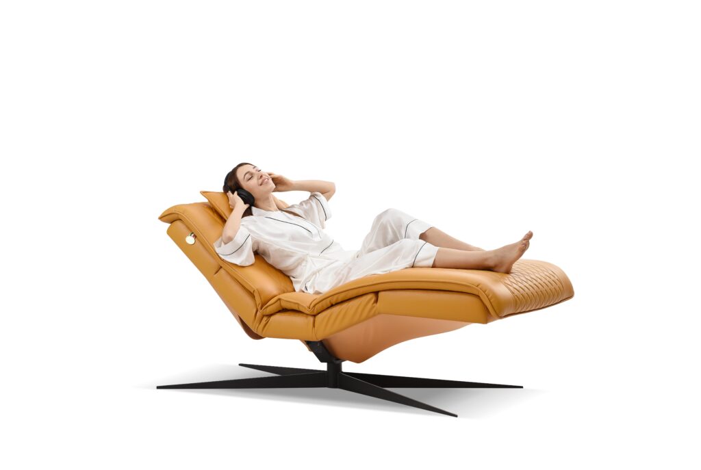 C020 Smart Lounge Chair – Intelligent Recliner for Relaxation and Comfort